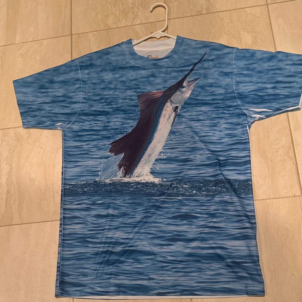 Like New: World Wide Sportsman Game Fishing Shirt, Artwork on Front and Back